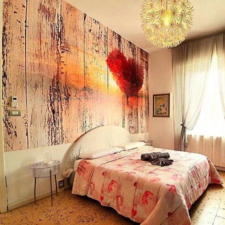 Accogliente Casa Indipendente Con Wi-Fi Gratuito, A Due Passi Dal Centro E Dalle Attrazioni رافيننا المظهر الخارجي الصورة